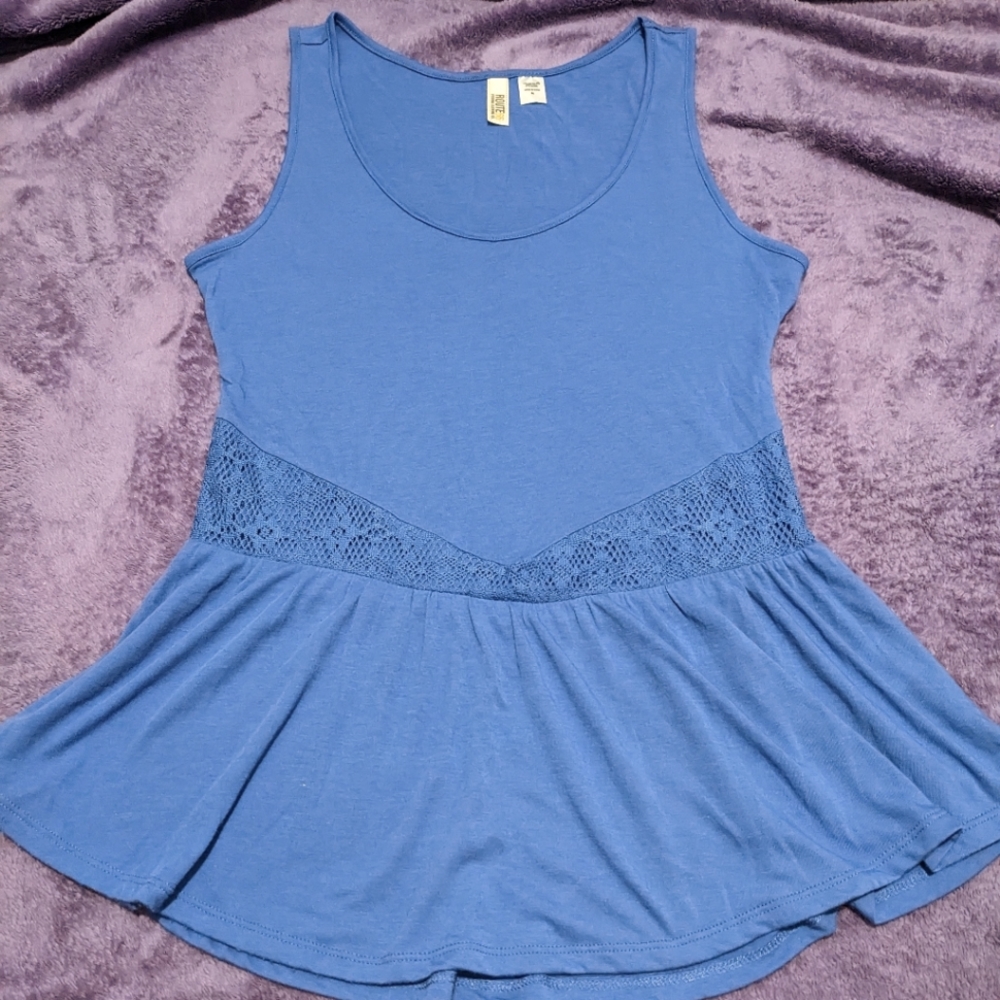 Spring Sale🌸 Route 66 peplum sleeveless blouse